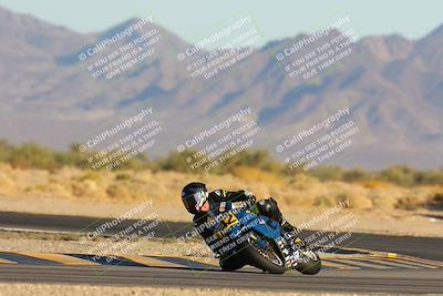 media/Jan-11-2025-CVMA (Sat) [[ddeb3f563a]]/Race 13-Amateur Supersport Open/